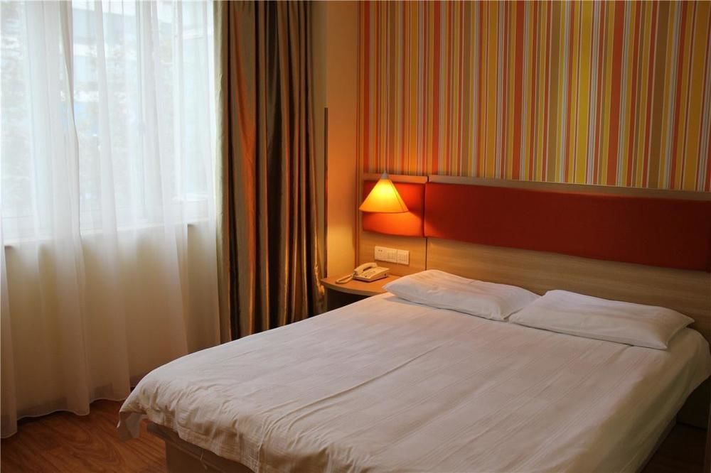 Home Inn Chengdu Kuanzhai Alley New City Square Exteriör bild