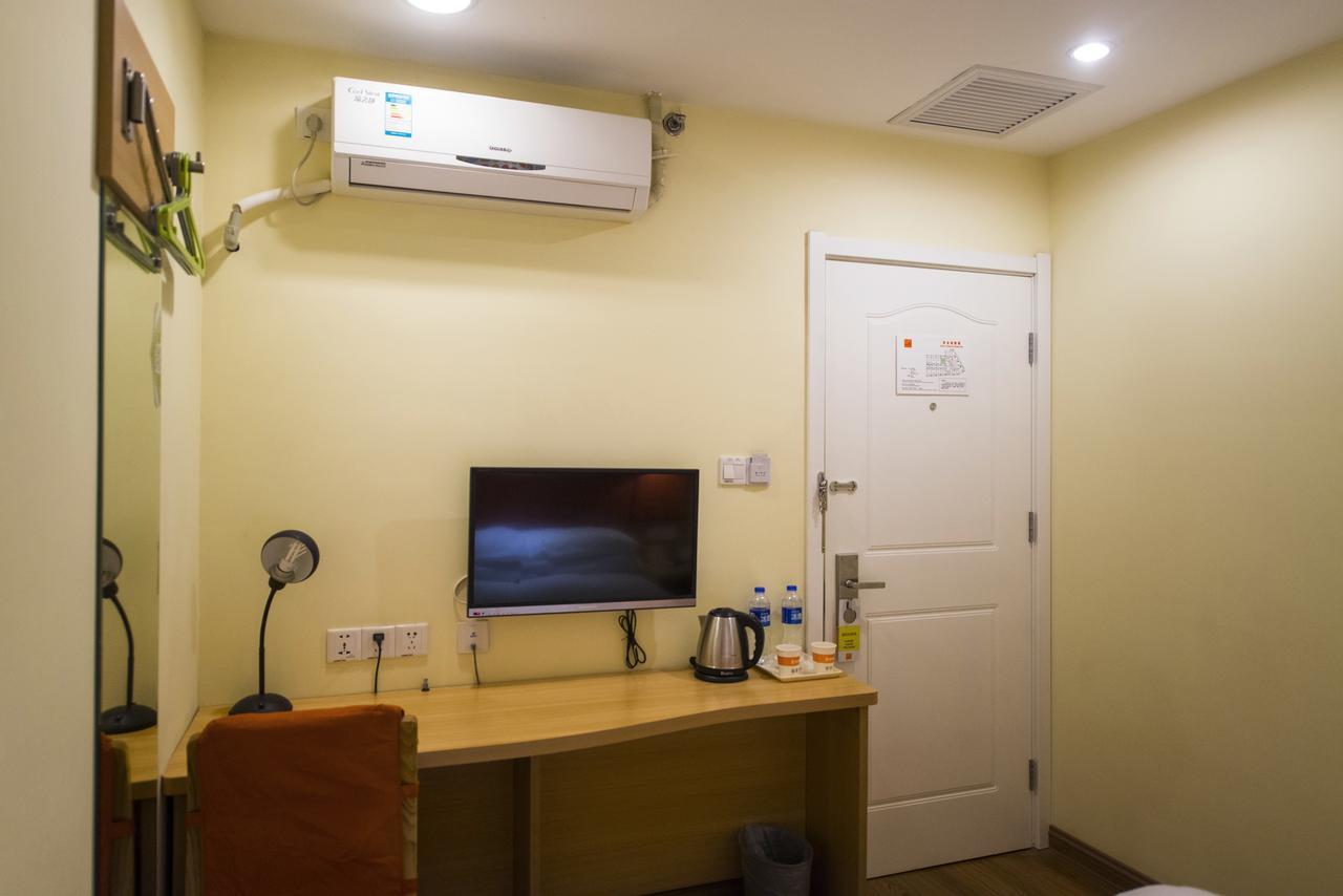 Home Inn Chengdu Kuanzhai Alley New City Square Exteriör bild