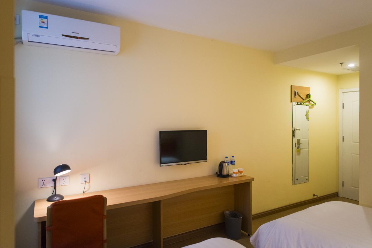 Home Inn Chengdu Kuanzhai Alley New City Square Exteriör bild
